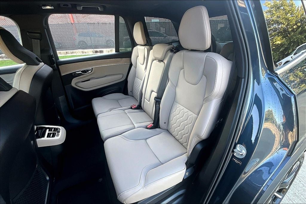 2026 Volvo XC90 B6 Plus 7-Seater