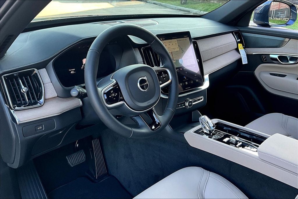 2026 Volvo XC90 B6 Plus 7-Seater