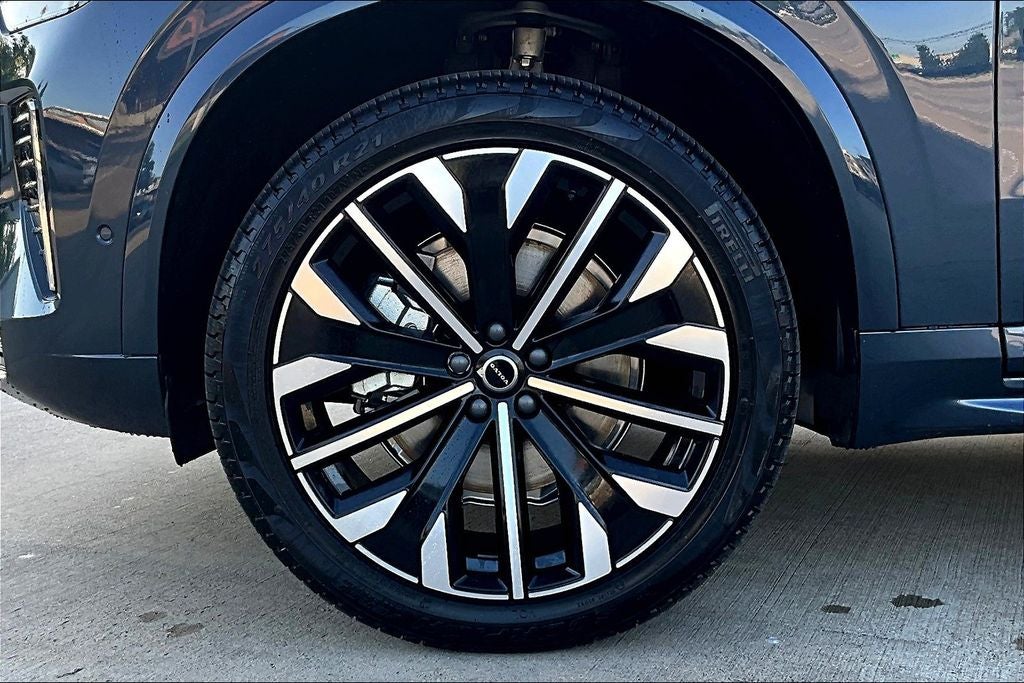 2026 Volvo XC90 B6 Plus 7-Seater