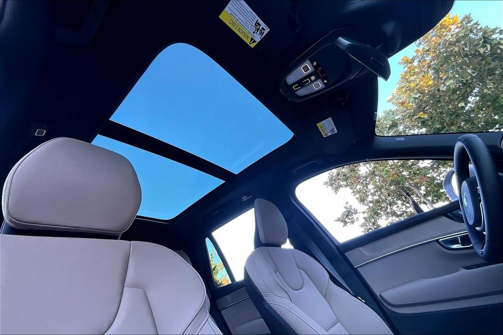 2026 Volvo XC90 B6 Plus 7-Seater