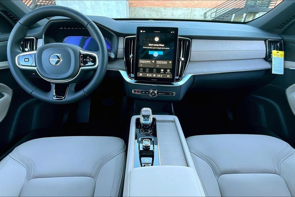 2026 Volvo XC90 B6 Plus 7-Seater