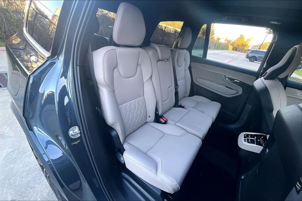 2026 Volvo XC90 B6 Plus 7-Seater