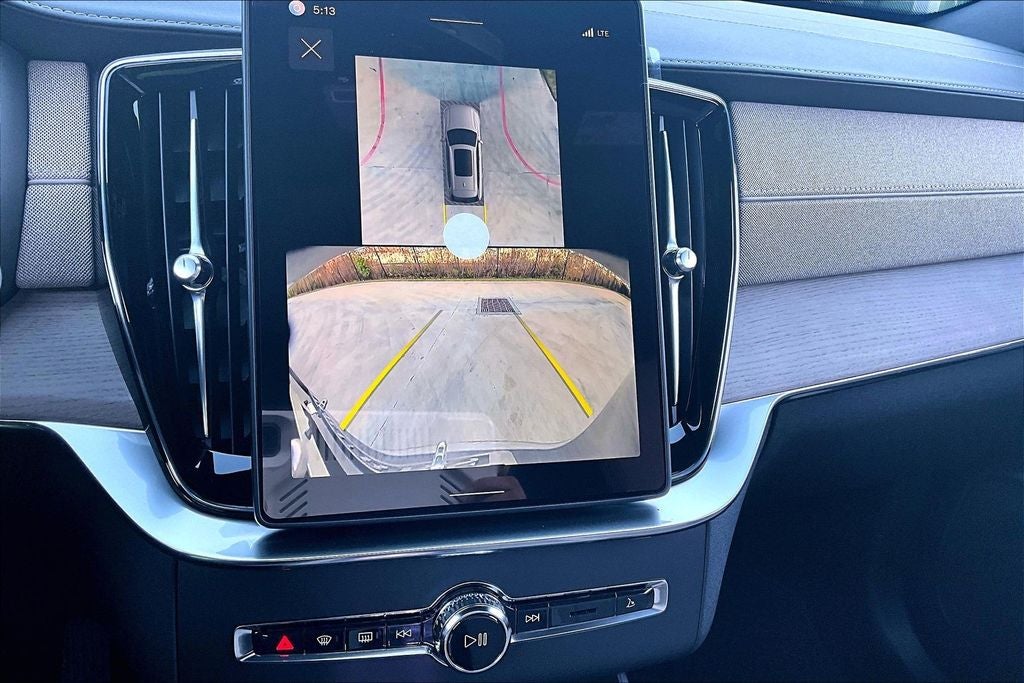 2026 Volvo XC90 B6 Plus 7-Seater