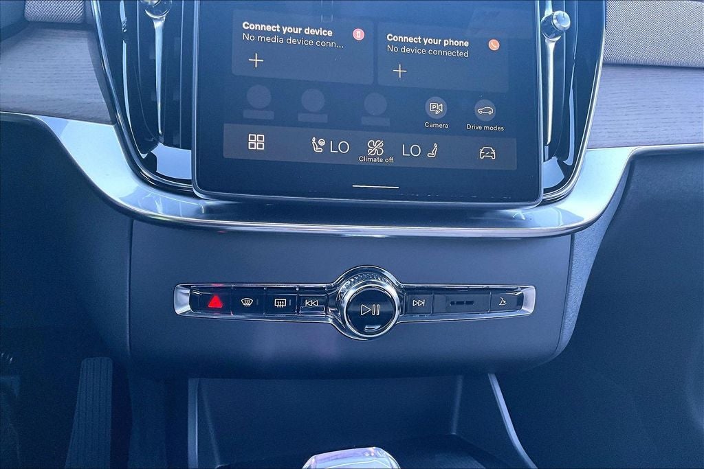 2026 Volvo XC90 B6 Plus 7-Seater