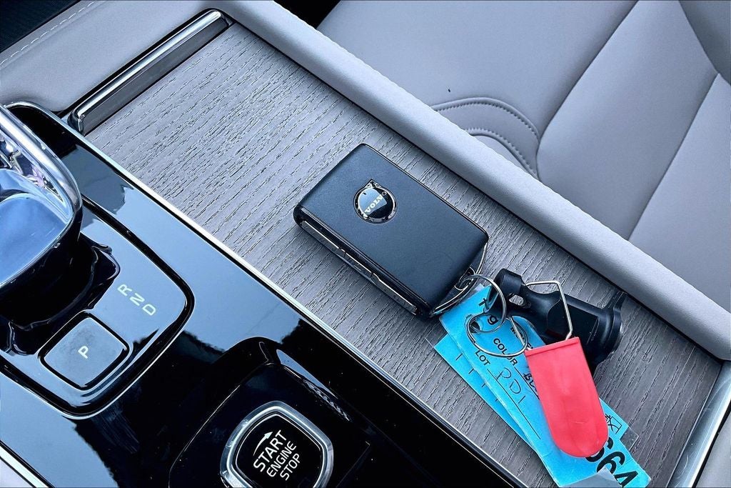 2026 Volvo XC90 B6 Plus 7-Seater