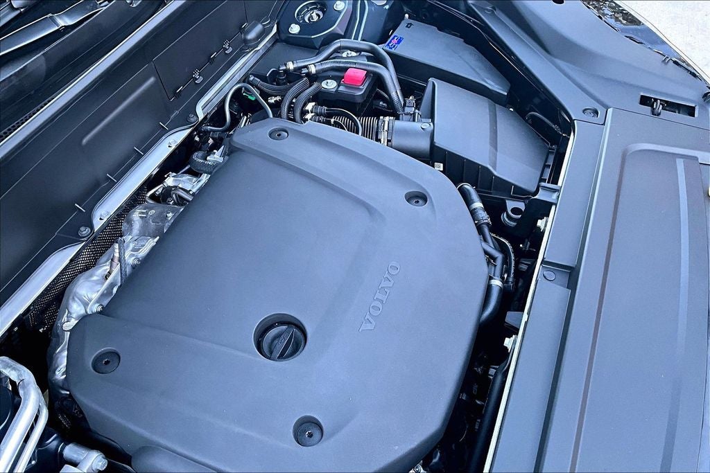 2026 Volvo XC90 B6 Plus 7-Seater