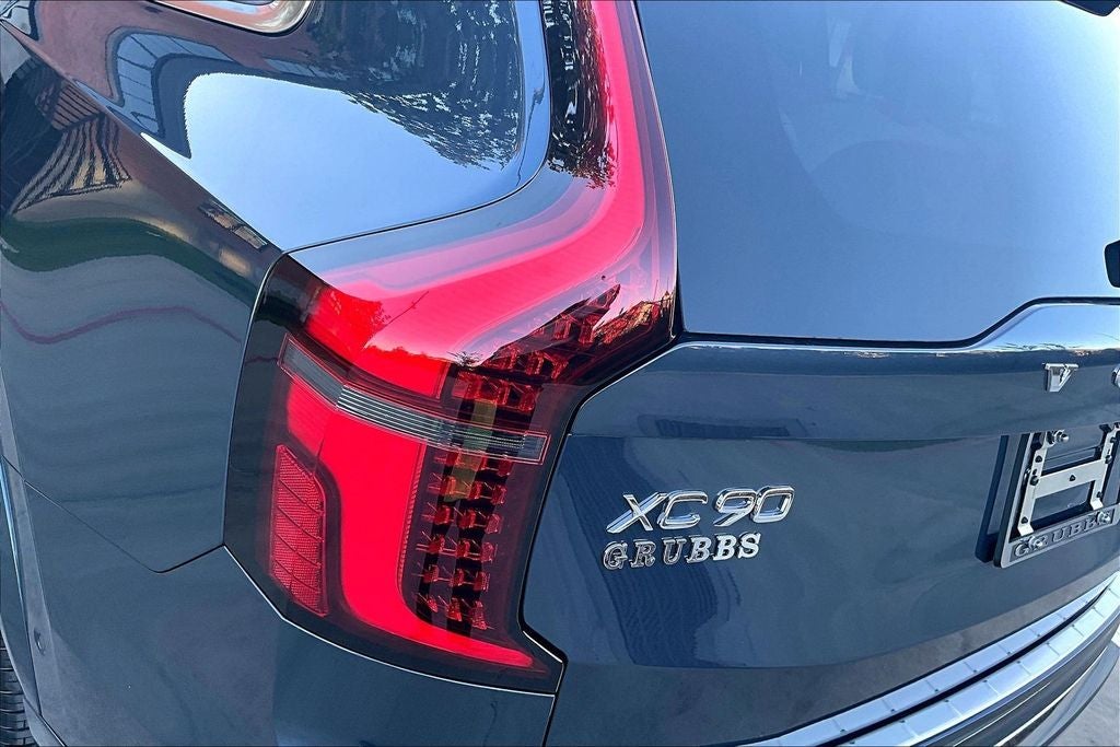 2026 Volvo XC90 B6 Plus 7-Seater