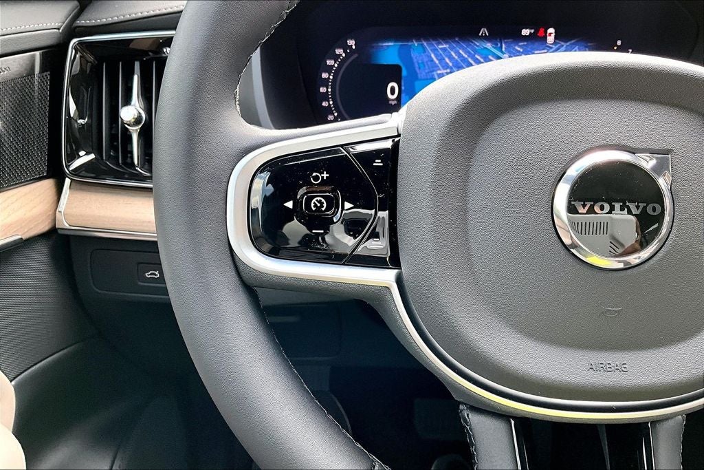 2026 Volvo XC90 B6 Plus 7-Seater