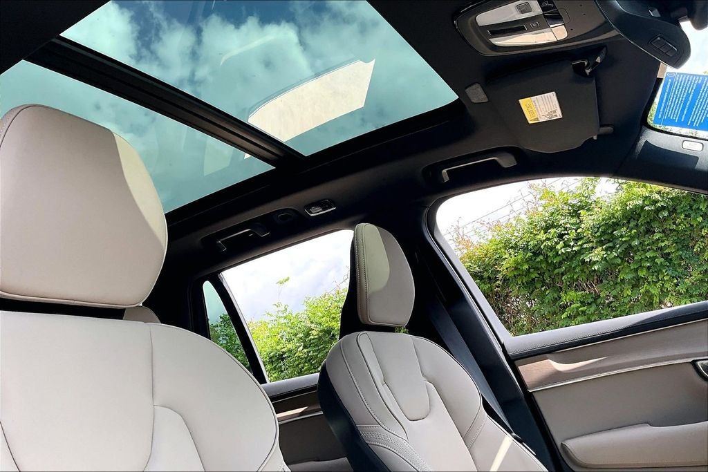 2026 Volvo XC90 B6 Plus 7-Seater