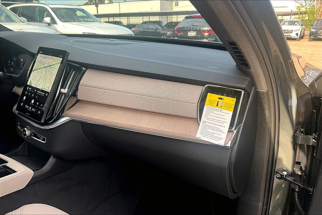 2027 Volvo XC90 B6 Plus 7-Seater