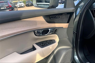 2027 Volvo XC90 B6 Plus 7-Seater