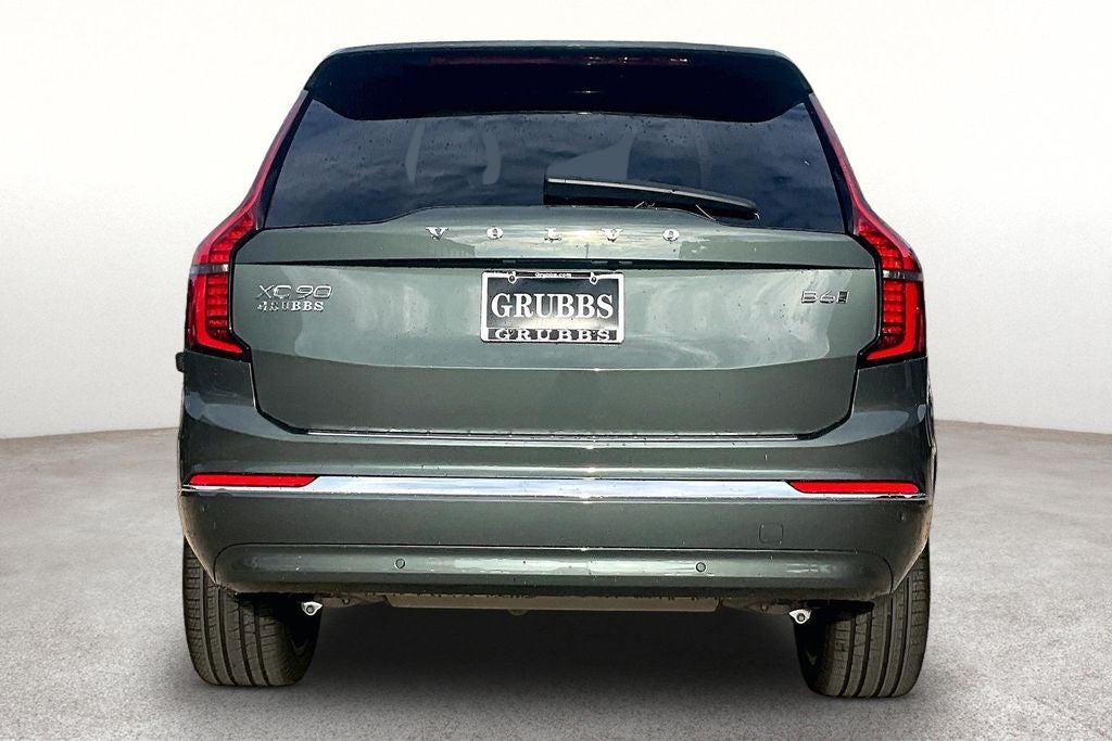 2027 Volvo XC90 B6 Plus 7-Seater