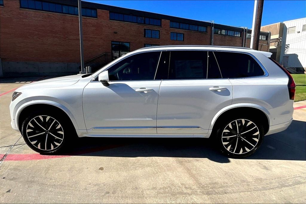 2026 Volvo XC90 B6 Plus 7-Seater