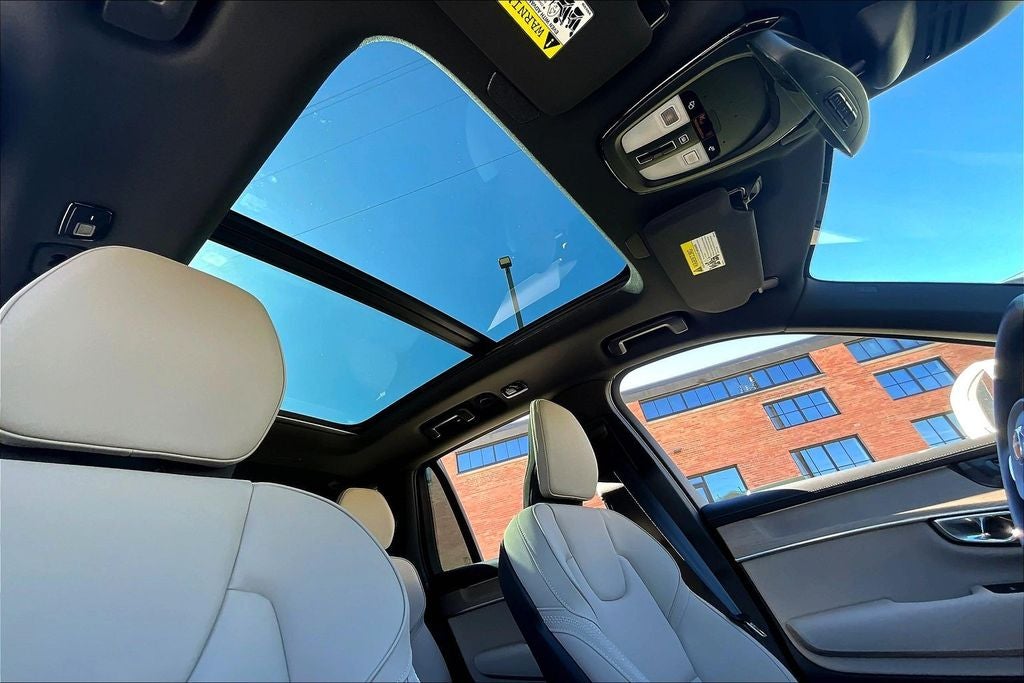 2026 Volvo XC90 B6 Plus 7-Seater