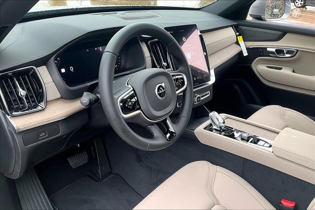 2026 Volvo XC90 B6 Plus 7-Seater