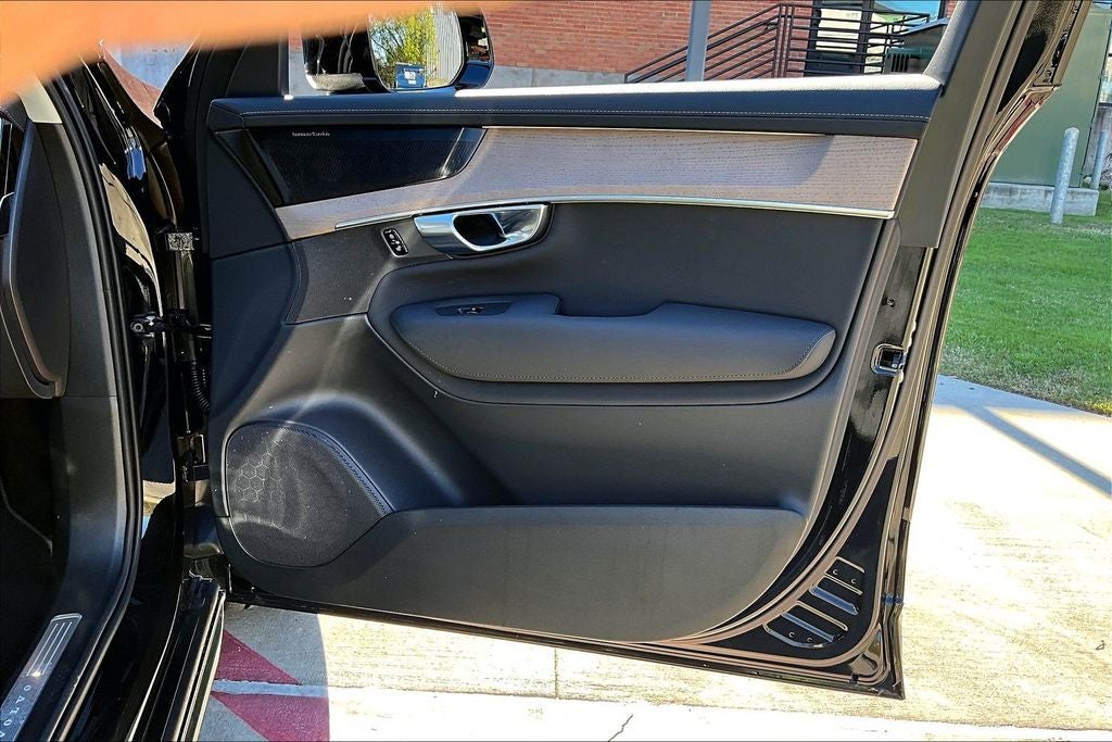 2026 Volvo XC90 B6 Plus 7-Seater