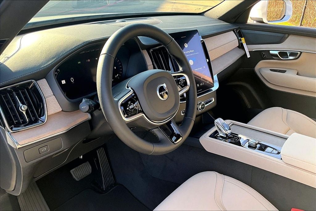 2026 Volvo XC90 B6 Plus 7-Seater