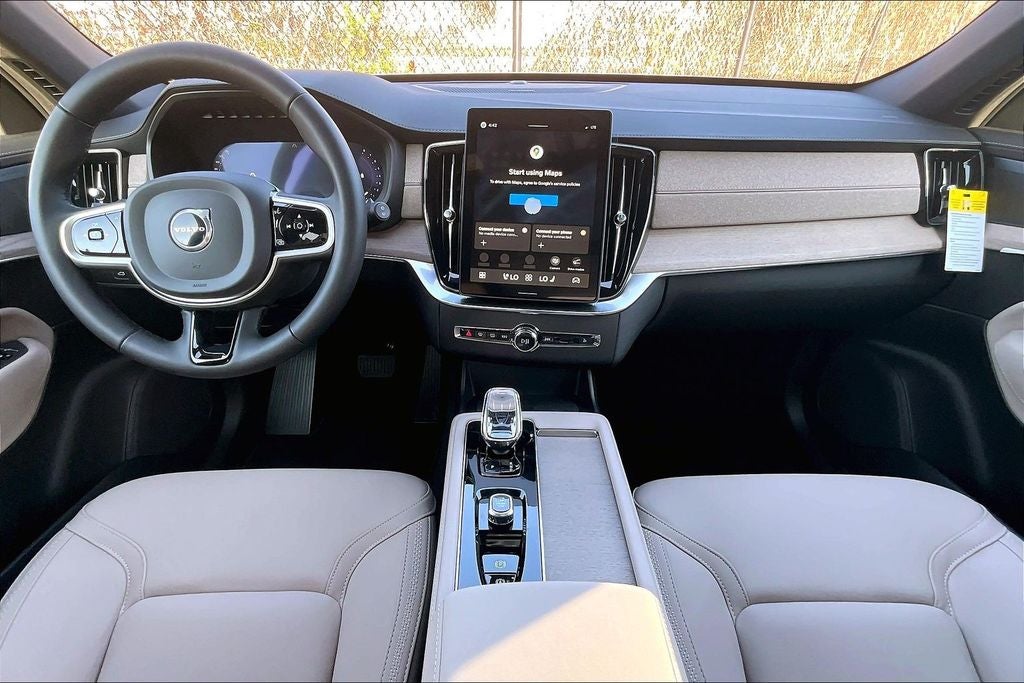 2026 Volvo XC90 B6 Plus 7-Seater