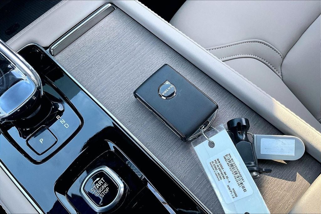 2026 Volvo XC90 B6 Plus 7-Seater