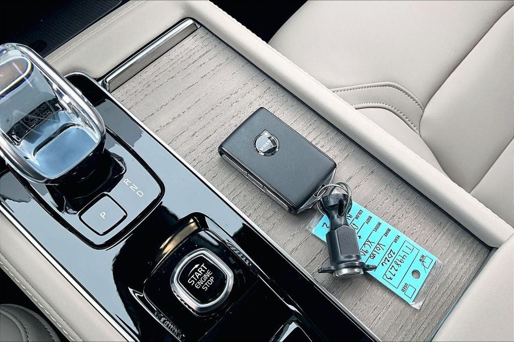 2026 Volvo XC90 B6 Plus 7-Seater