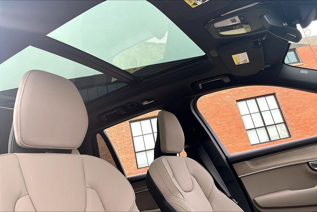 2026 Volvo XC90 B6 Plus 7-Seater