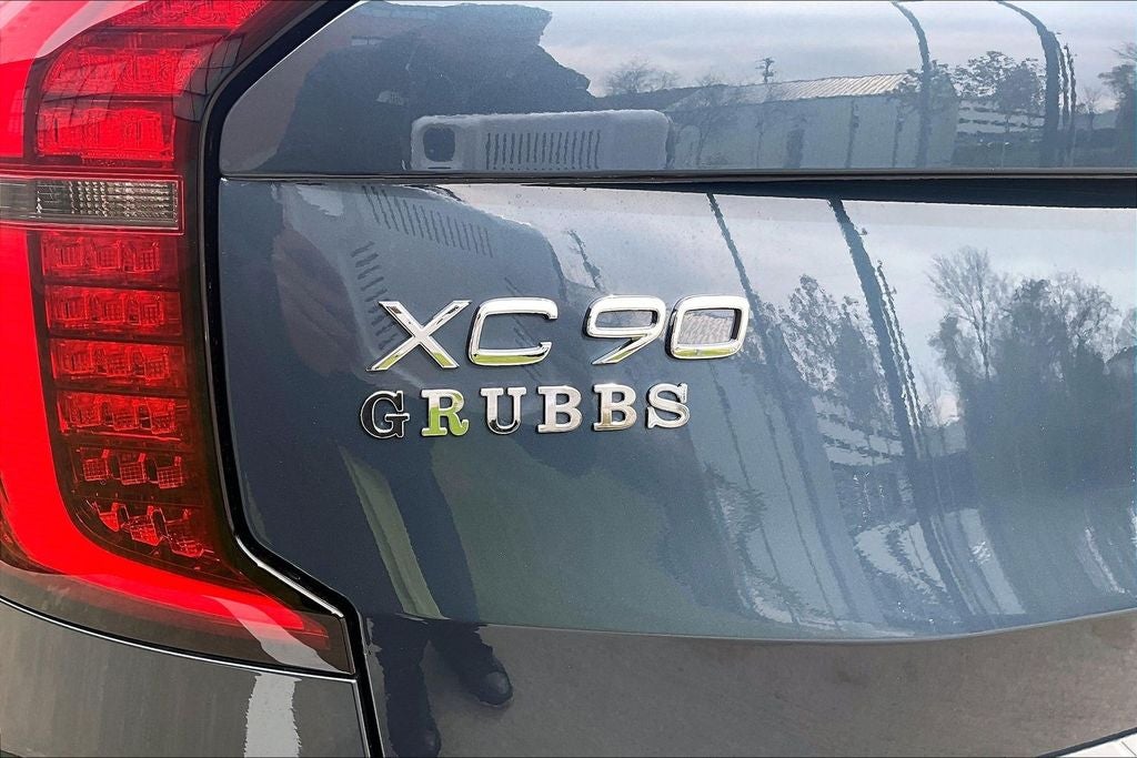2026 Volvo XC90 B6 Plus 7-Seater