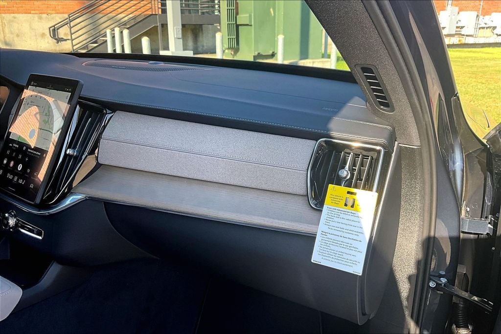 2027 Volvo XC90 B6 Plus 7-Seater