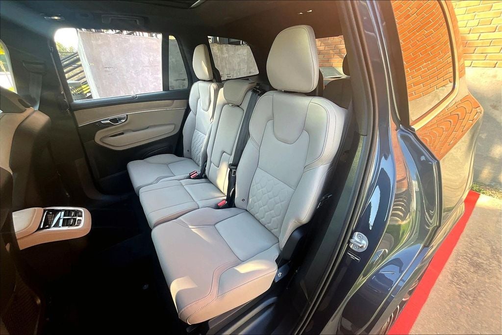 2027 Volvo XC90 B6 Plus 7-Seater
