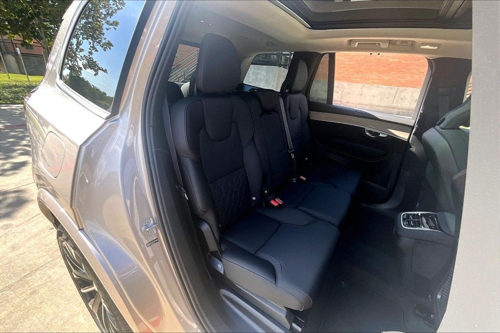 2027 Volvo XC90 B6 Plus 7-Seater