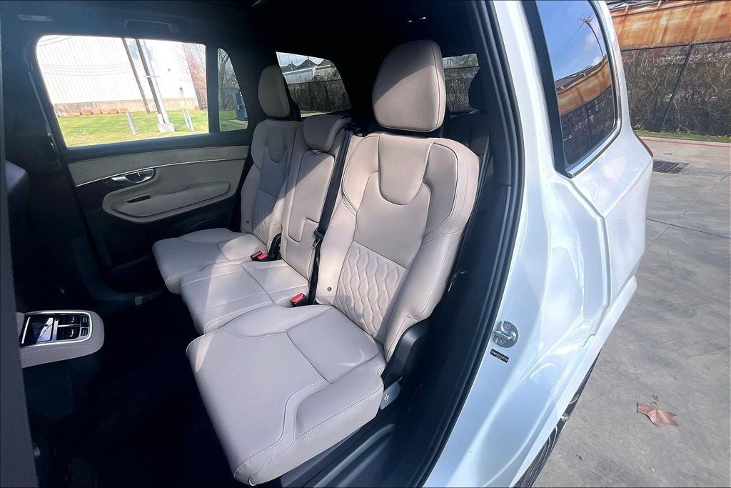 2026 Volvo XC90 B6 Plus 7-Seater