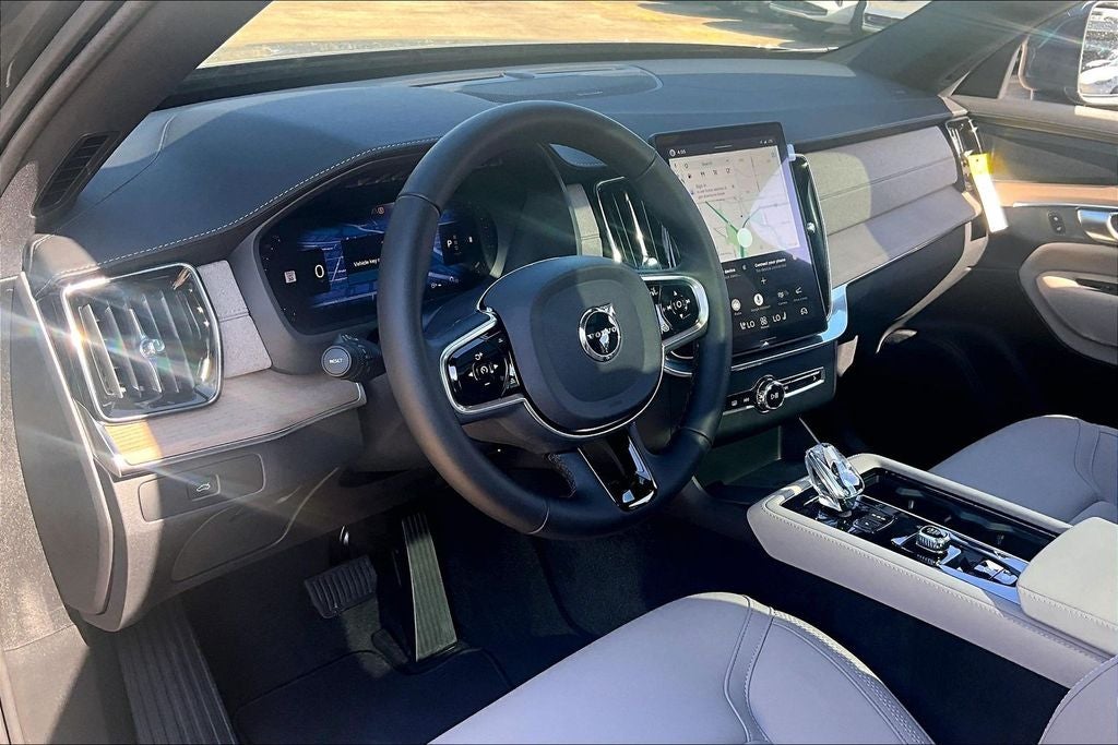 2027 Volvo XC90 B6 Plus 7-Seater