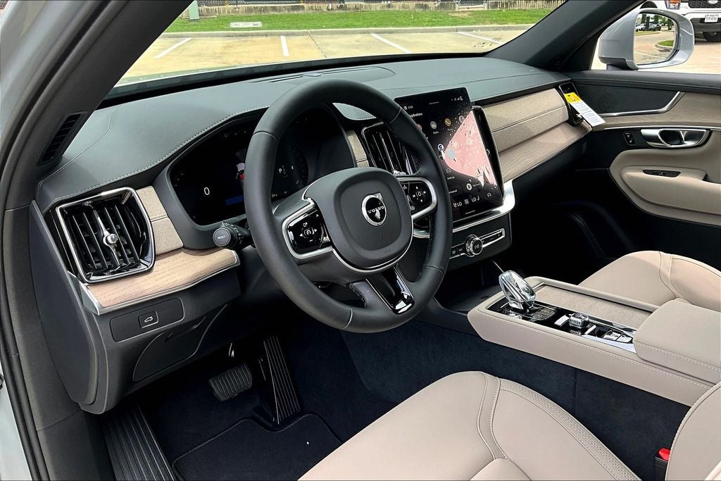 2026 Volvo XC90 B6 Plus 7-Seater