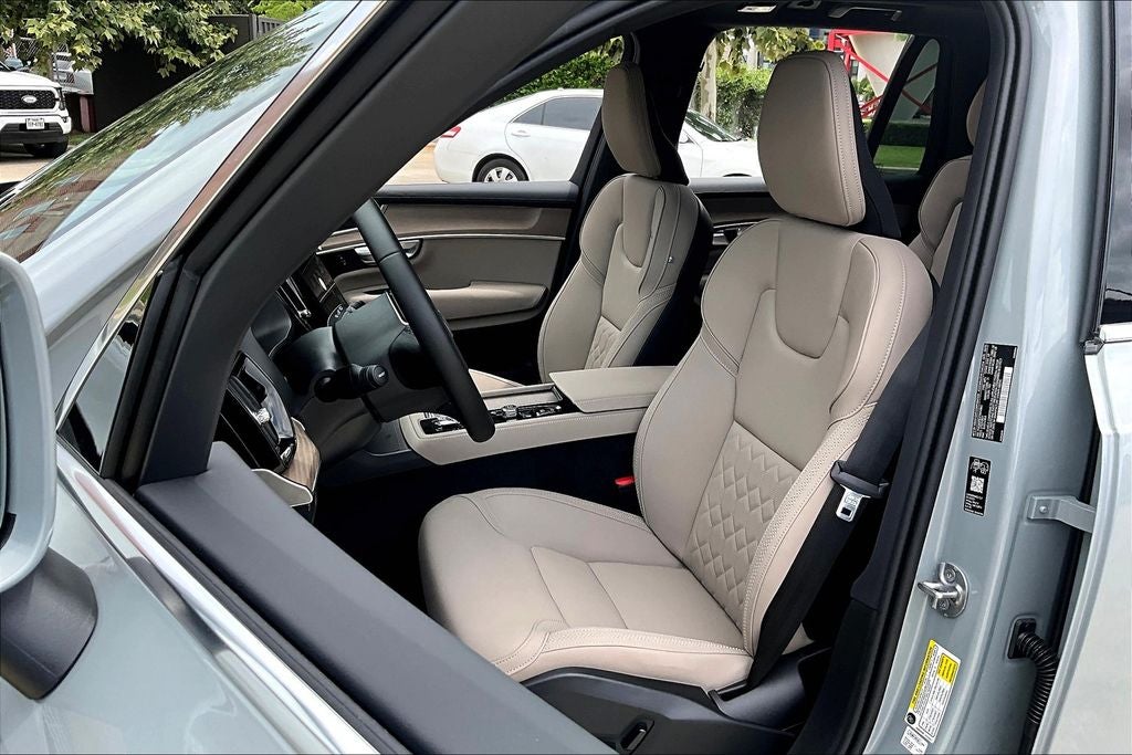 2026 Volvo XC90 B6 Plus 7-Seater