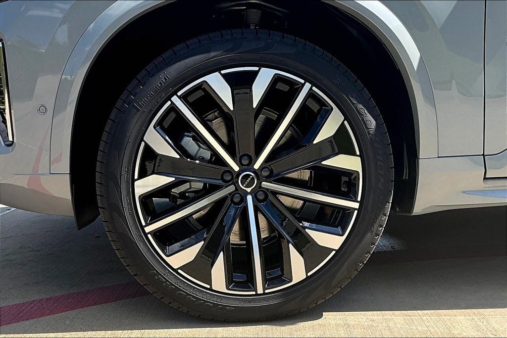 2026 Volvo XC90 B6 Plus 7-Seater