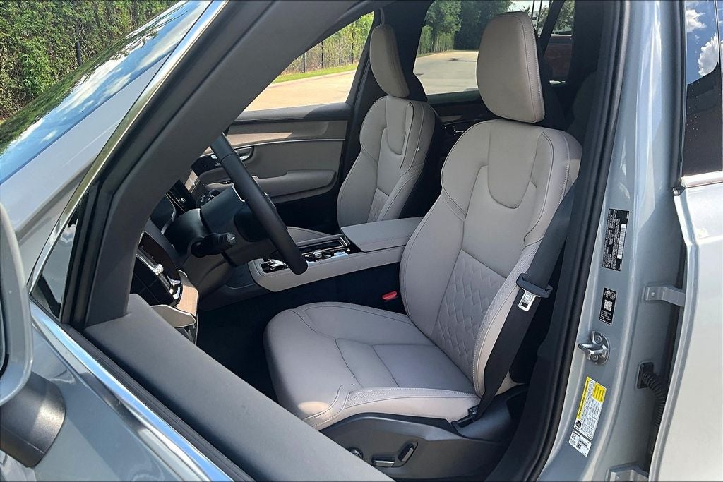 2026 Volvo XC90 B6 Plus 7-Seater