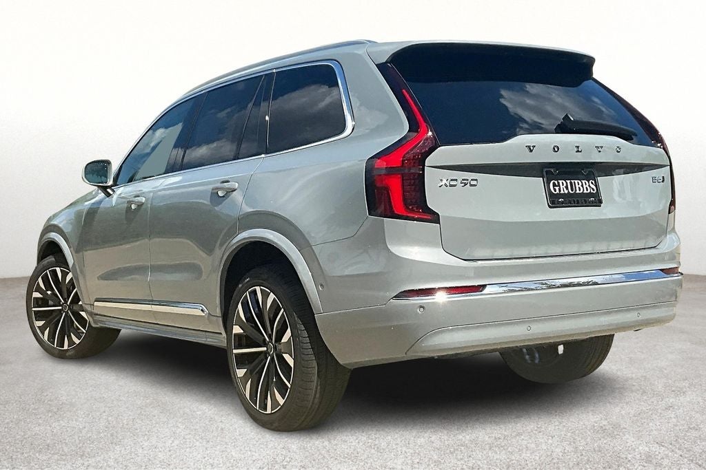 2026 Volvo XC90 B6 Plus 7-Seater