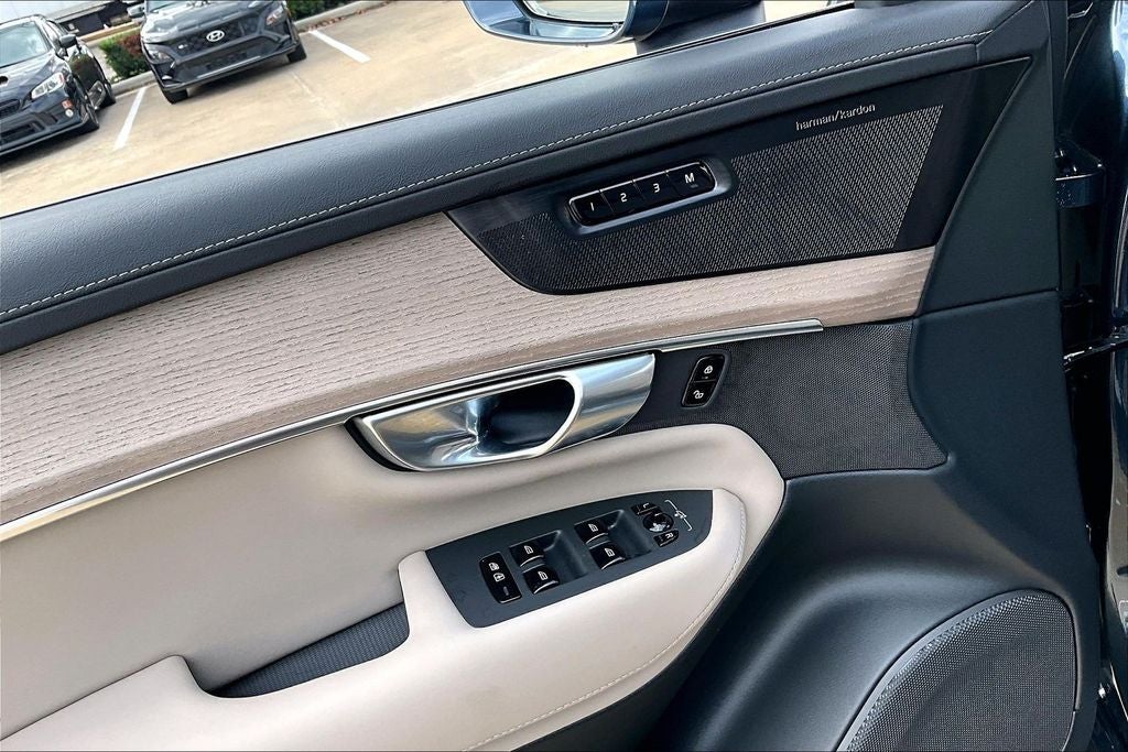 2026 Volvo XC90 B6 Plus 7-Seater