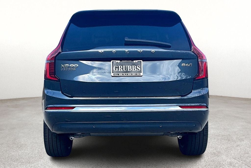 2026 Volvo XC90 B6 Plus 7-Seater