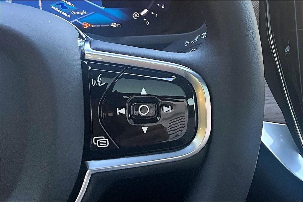 2027 Volvo XC90 B6 Plus 7-Seater