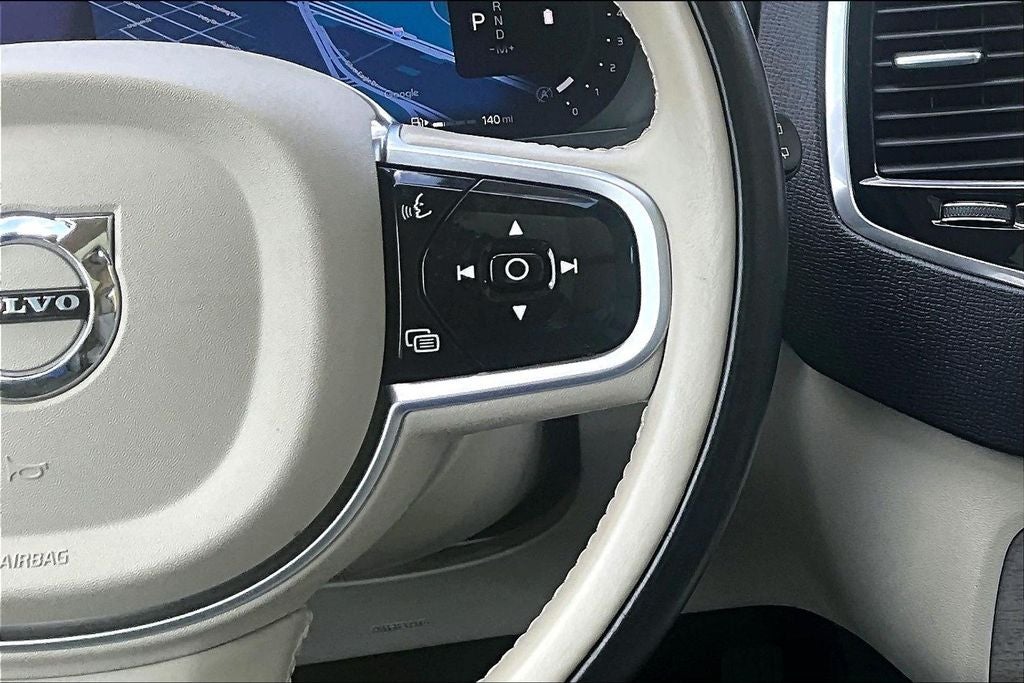 2025 Volvo XC90 B6 Plus 7-Seater