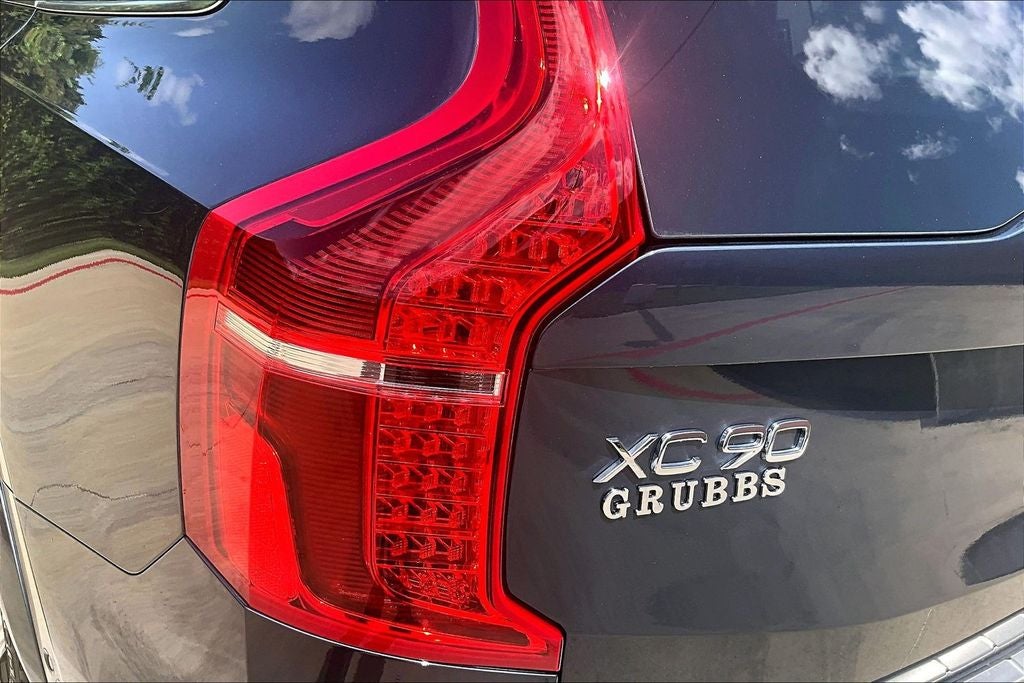 2025 Volvo XC90 B6 Plus 7-Seater