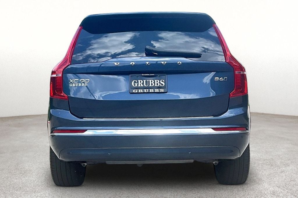 2025 Volvo XC90 B6 Plus 7-Seater