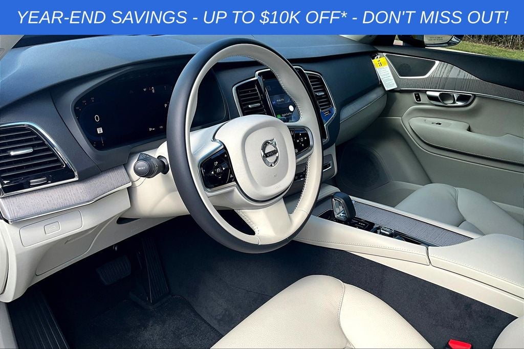 2025 Volvo XC90 B6 Plus 7-Seater
