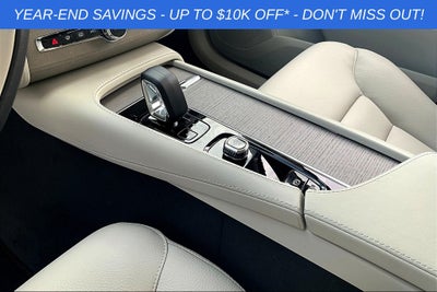 2025 Volvo XC90 B6 Plus 7-Seater