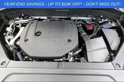 2025 Volvo XC90 B6 Plus 7-Seater