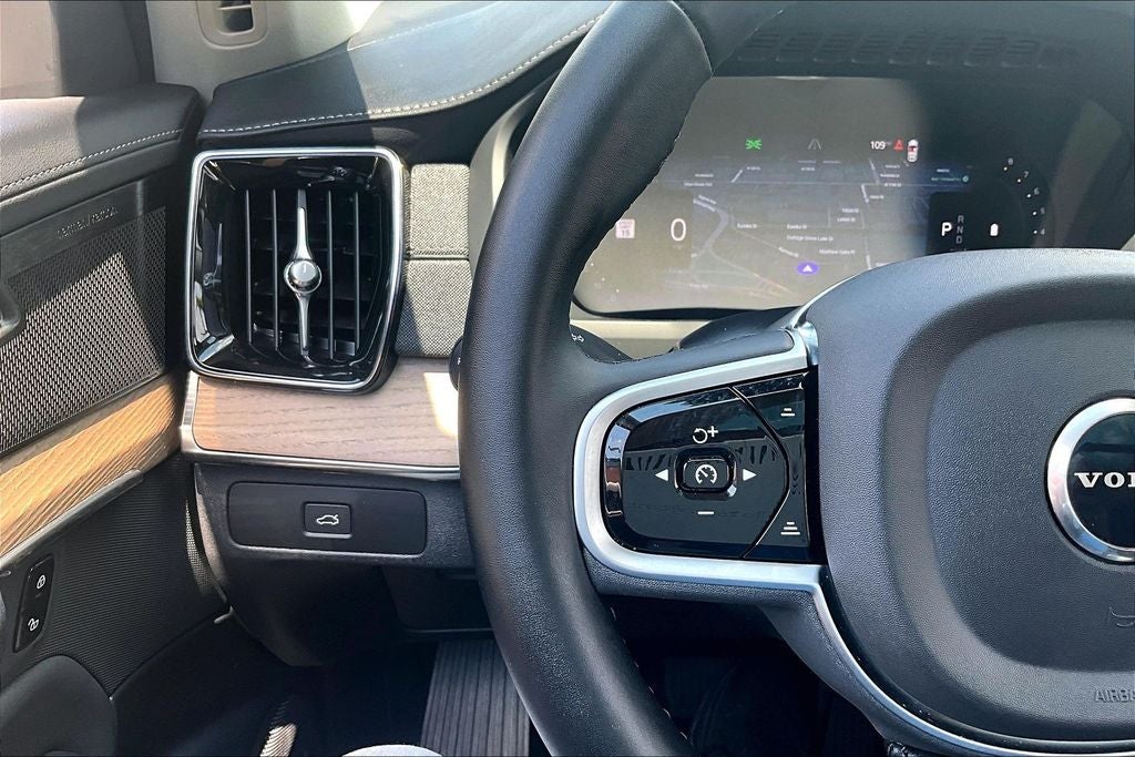 2026 Volvo XC90 B6 Plus 7-Seater