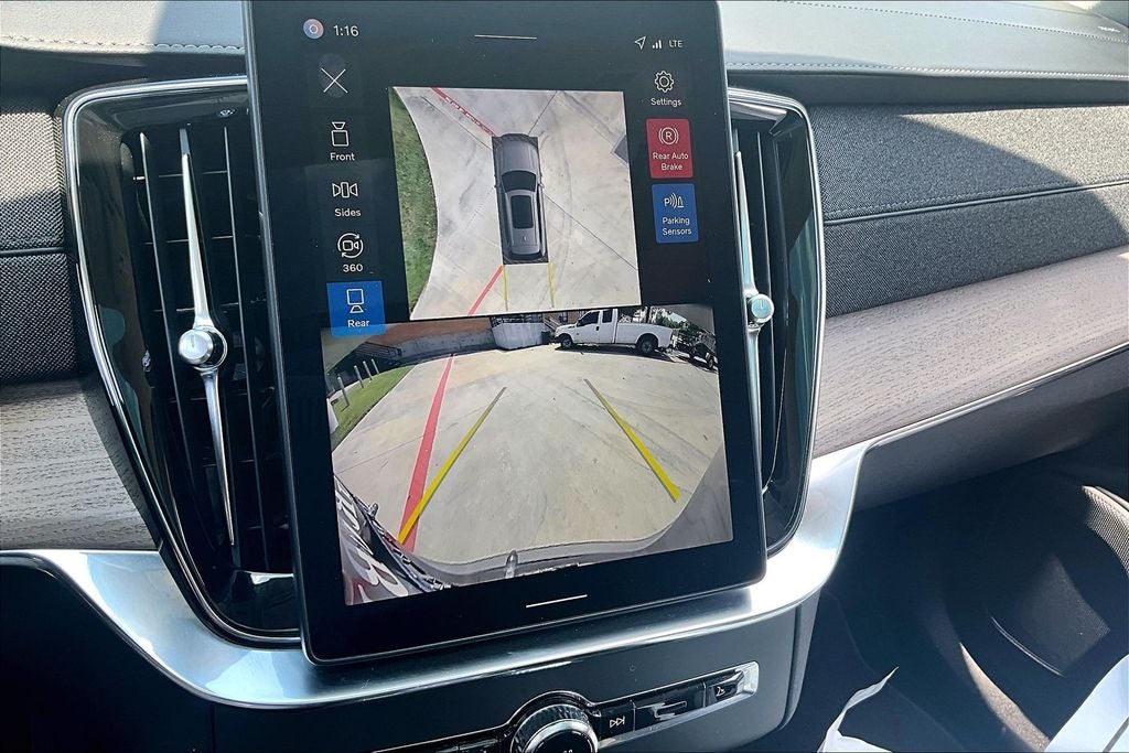 2026 Volvo XC90 B6 Plus 7-Seater