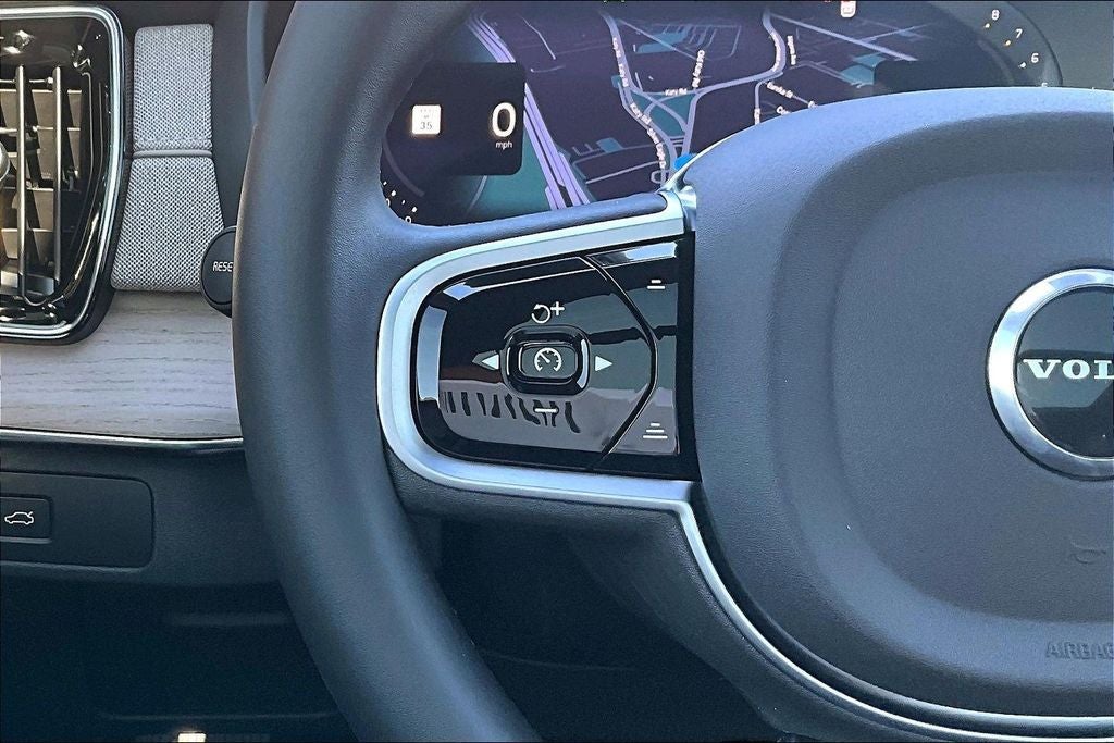 2026 Volvo XC90 B6 Plus 7-Seater