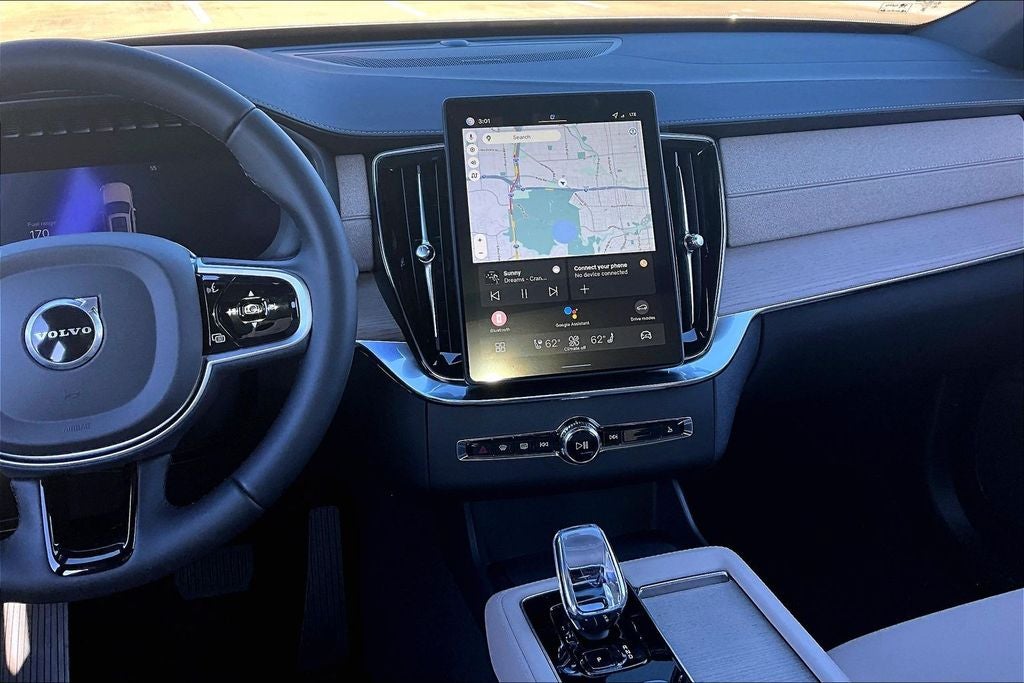 2026 Volvo XC90 B6 Plus 7-Seater