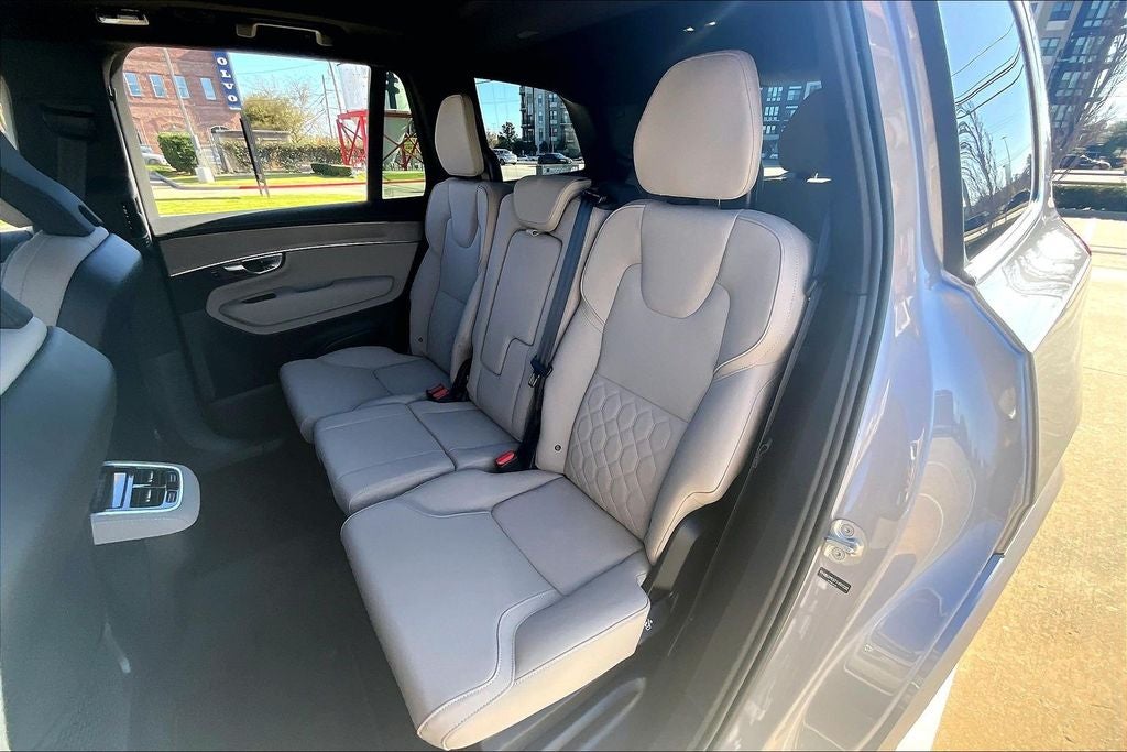 2026 Volvo XC90 B6 Plus 7-Seater